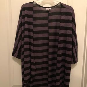 GUC lularoe Lindsay size small